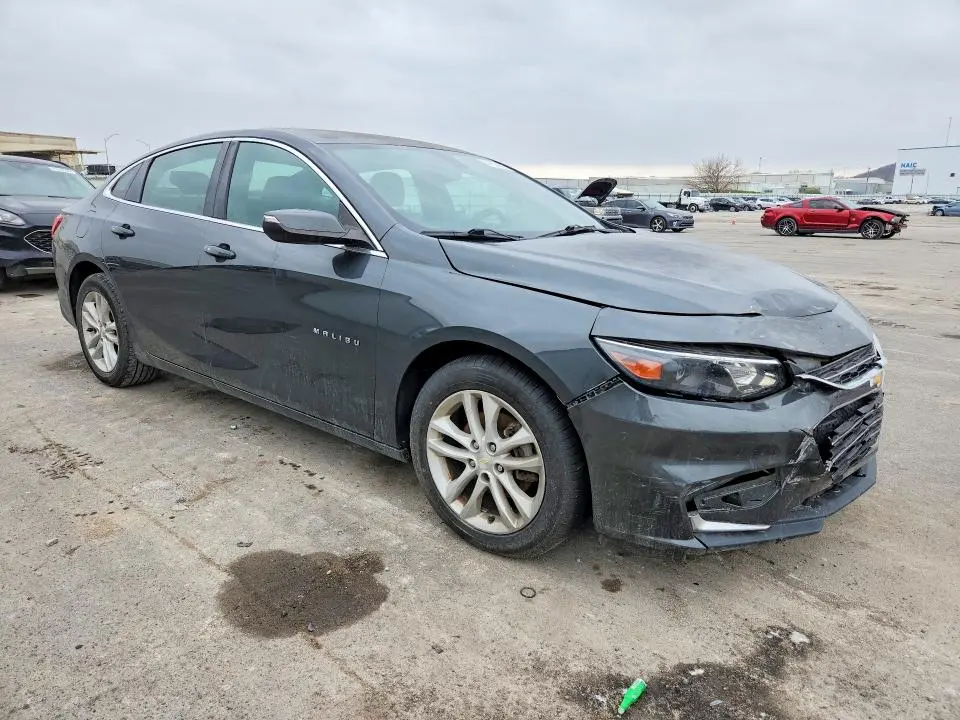 2017 CHEVROLET MALIBU LT  