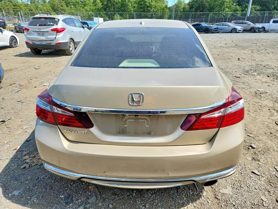 2017 HONDA ACCORD EX  