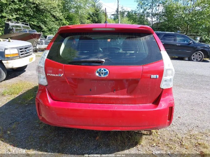 2013 TOYOTA PRIUS V TWO