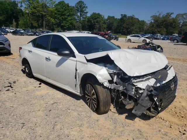 2024 NISSAN ALTIMA SV