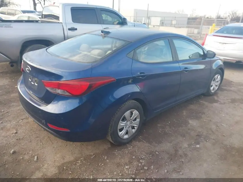 2016 HYUNDAI ELANTRA SE