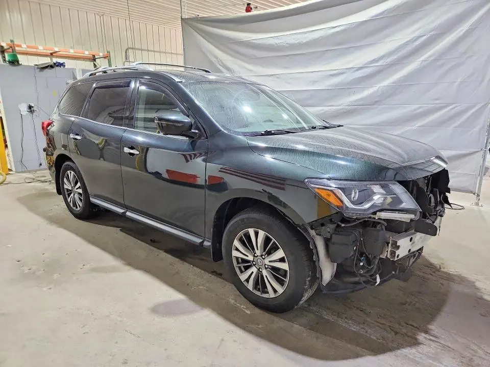 2019 NISSAN PATHFINDER SL  