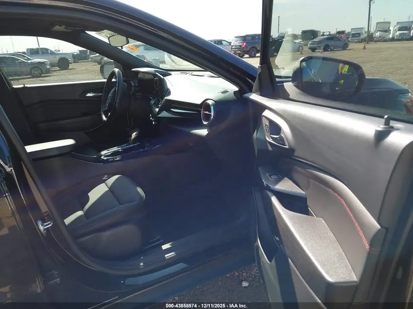 2025 CHEVROLET TRAX FWD 2RS