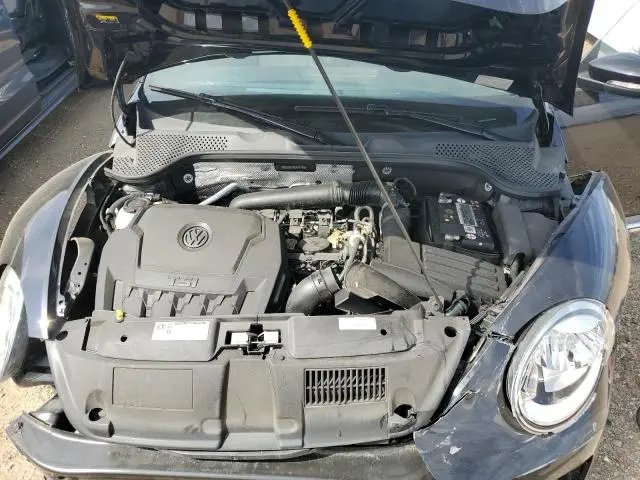 2019 VOLKSWAGEN BEETLE S