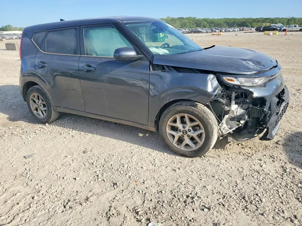 2021 KIA SOUL S  