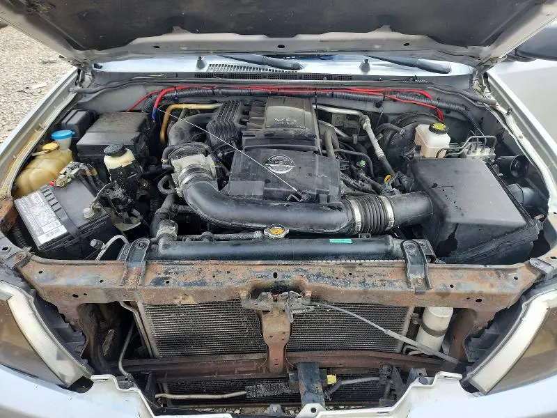 2013 NISSAN FRONTIER S  