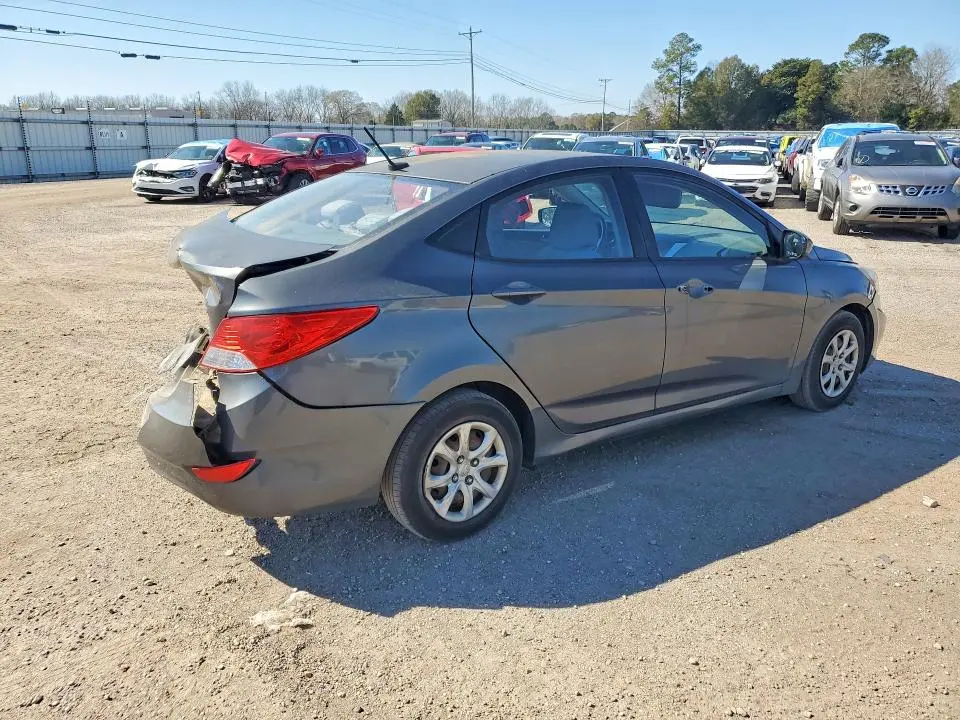 2013 HYUNDAI ACCENT GLS  