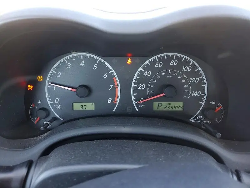 2013 TOYOTA COROLLA L  