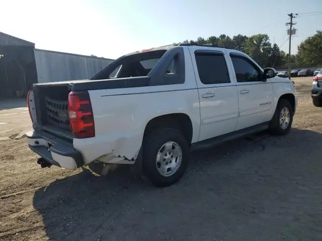 2011 CHEVROLET AVALANCHE LS  