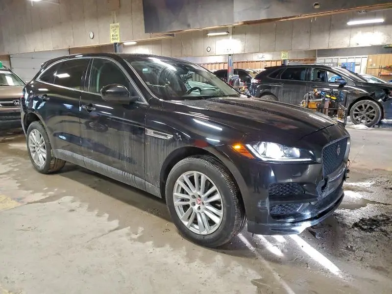 2020 JAGUAR F-PACE PRESTIGE  