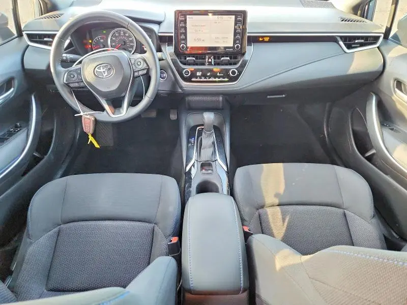 2021 TOYOTA COROLLA SE  