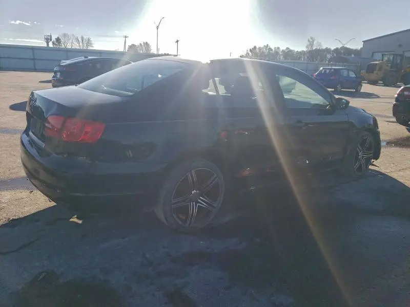 2012 VOLKSWAGEN JETTA BASE  