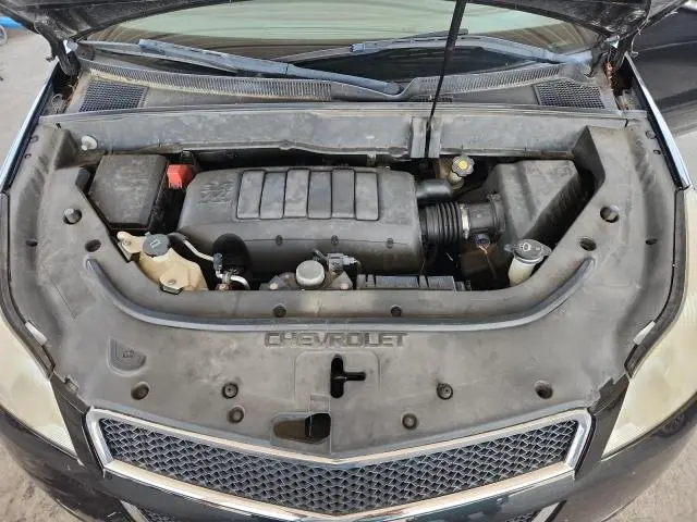 2011 CHEVROLET TRAVERSE LT  