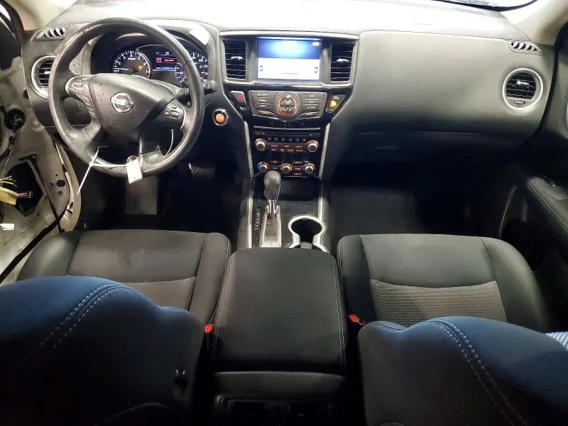 2017 NISSAN PATHFINDER SV  