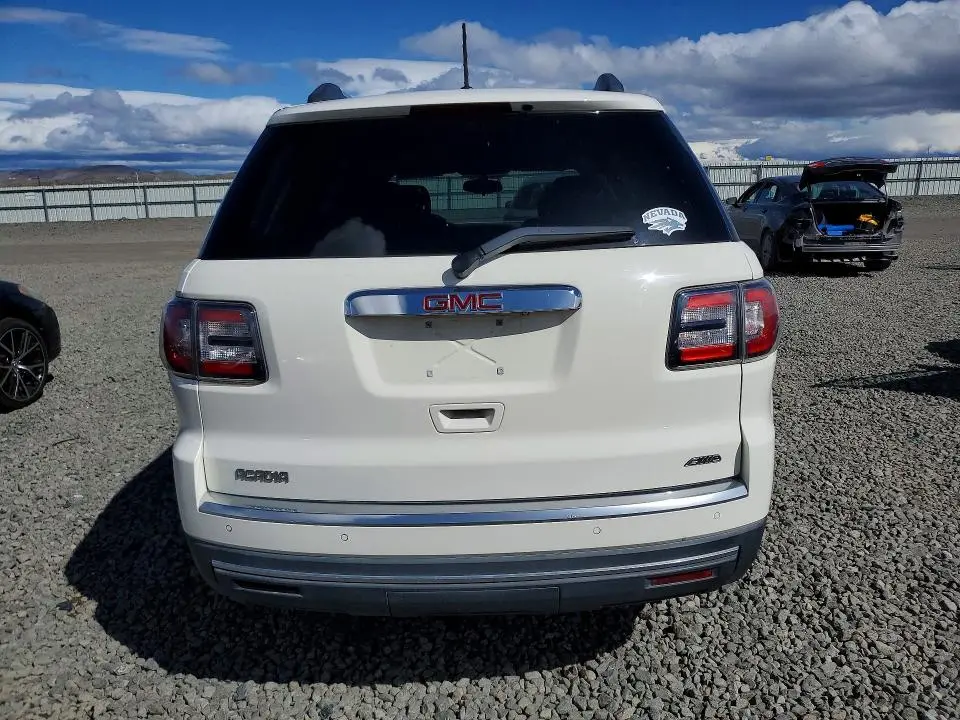 2015 GMC ACADIA SLE  