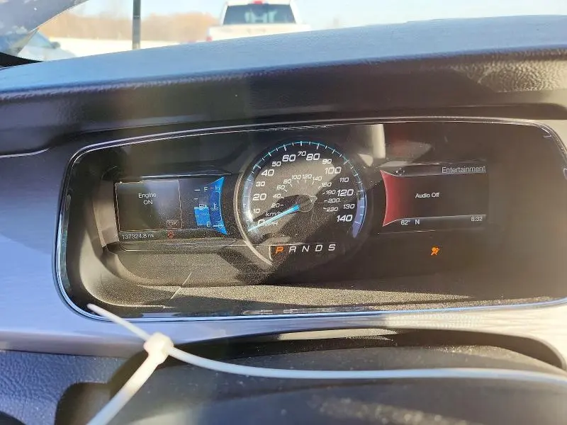 2017 FORD TAURUS SEL  