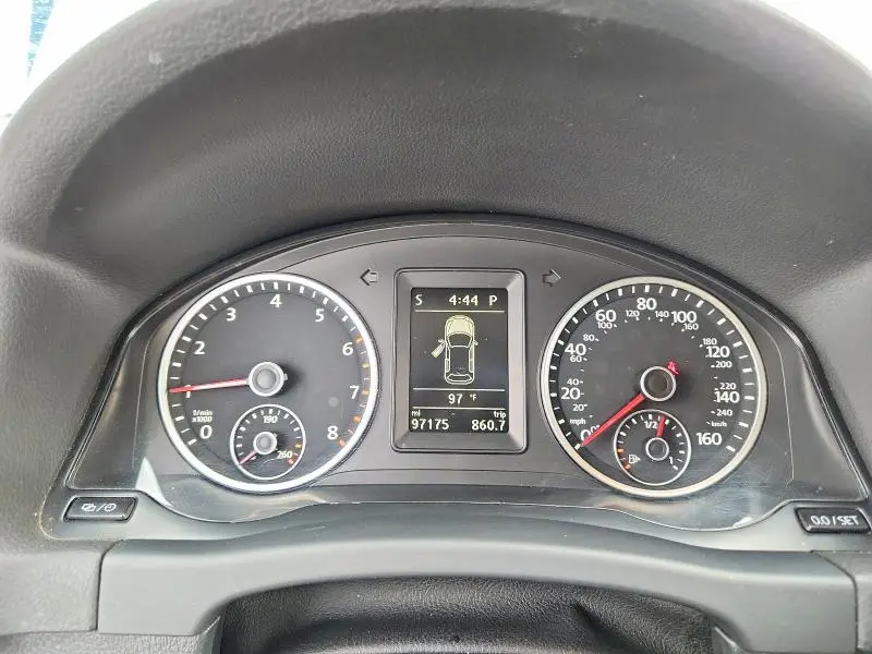 2014 VOLKSWAGEN TIGUAN S  