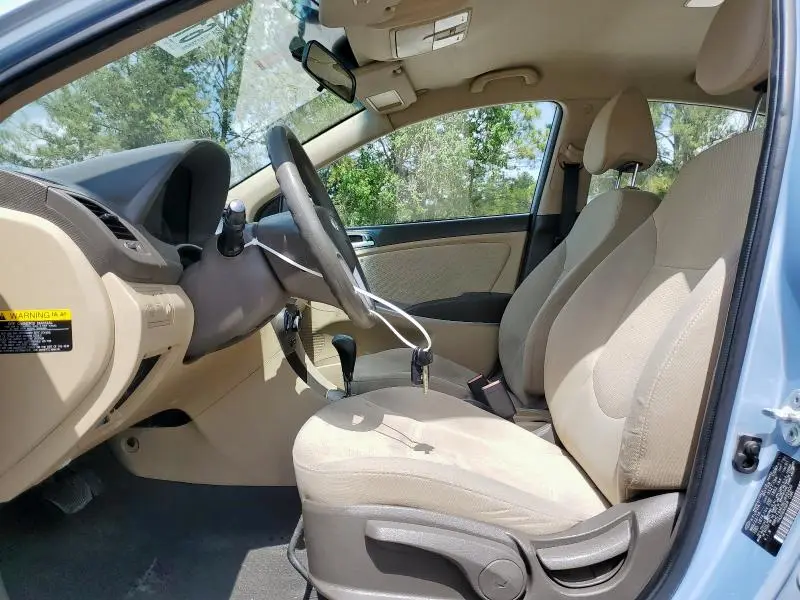 2014 HYUNDAI ACCENT GLS  