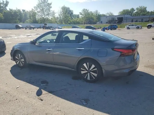 2022 NISSAN ALTIMA SV  