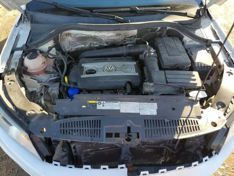 2016 VOLKSWAGEN TIGUAN S  