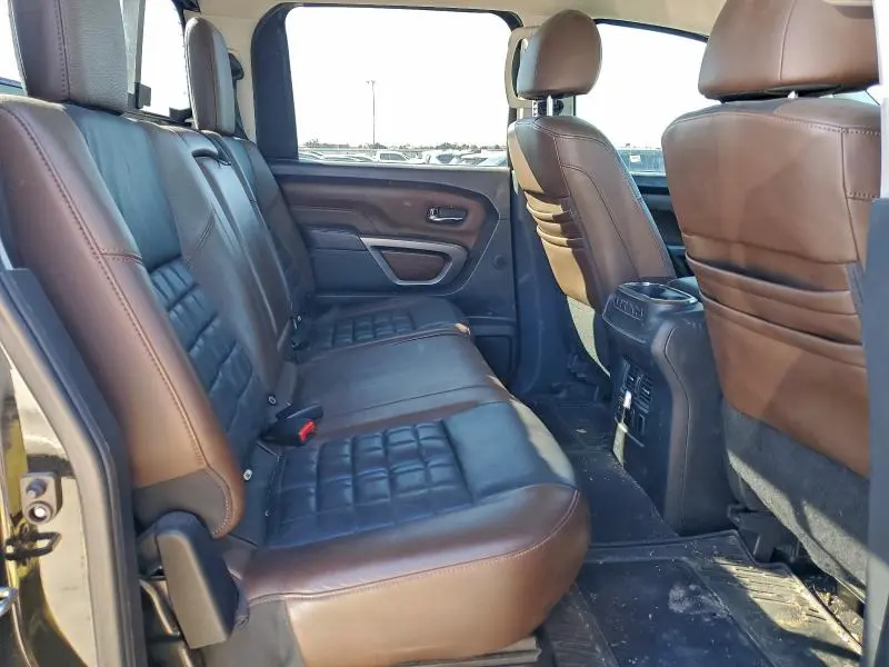 2016 NISSAN TITAN XD SL  