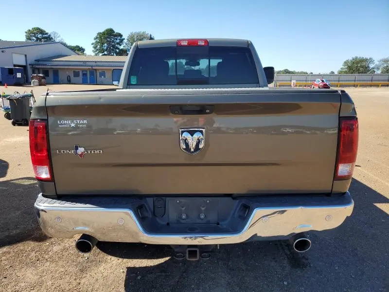 2015 RAM 1500 SLT