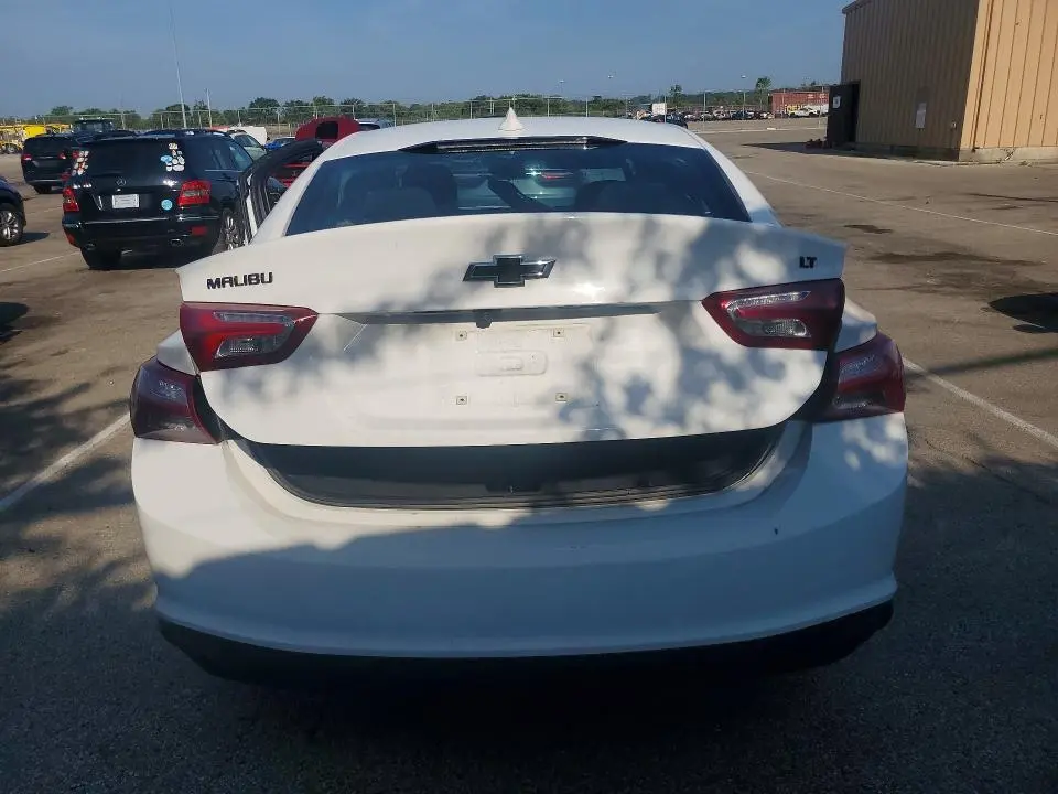 2022 CHEVROLET MALIBU LT  