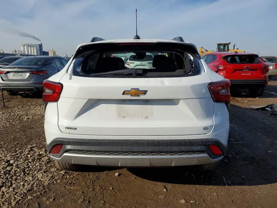 2025 CHEVROLET TRAX 1LT  