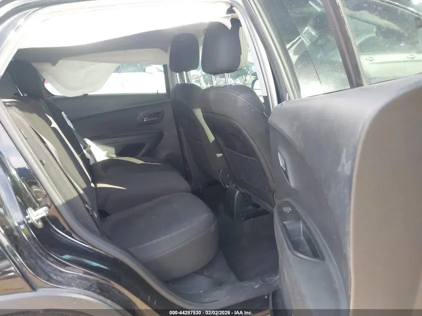 2020 CHEVROLET TRAX FWD LS