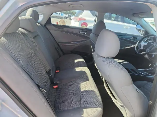 2012 HYUNDAI SONATA GLS  