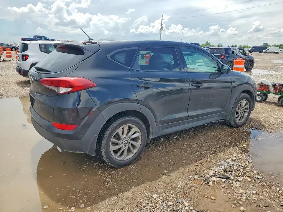 2018 HYUNDAI TUCSON SE  