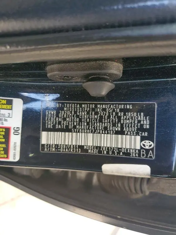 2018 TOYOTA COROLLA LE  