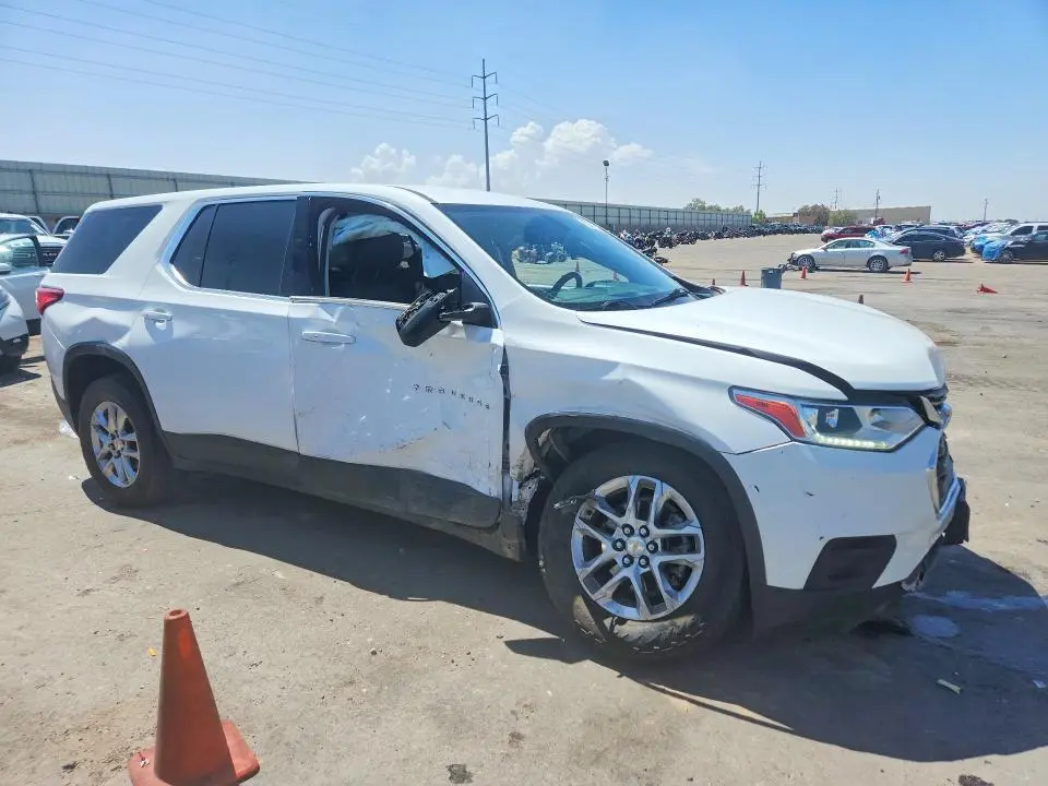 2021 CHEVROLET TRAVERSE LS  