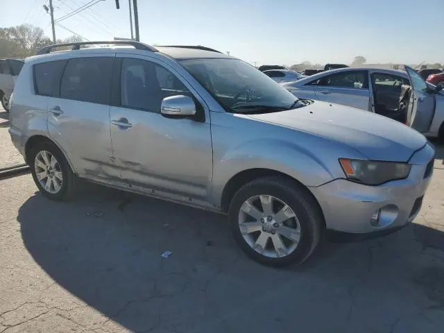 2011 MITSUBISHI OUTLANDER SE