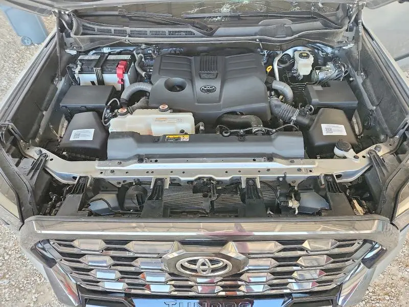 2023 TOYOTA TUNDRA PLATINUM  
