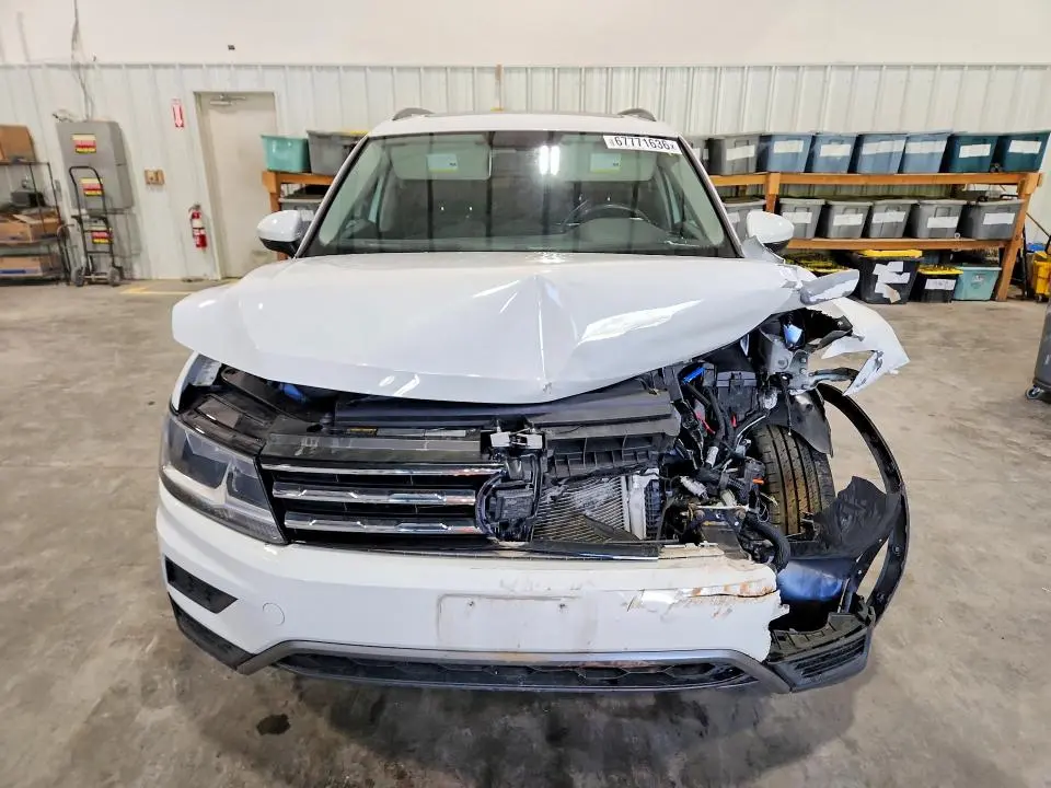 2019 VOLKSWAGEN TIGUAN SE  