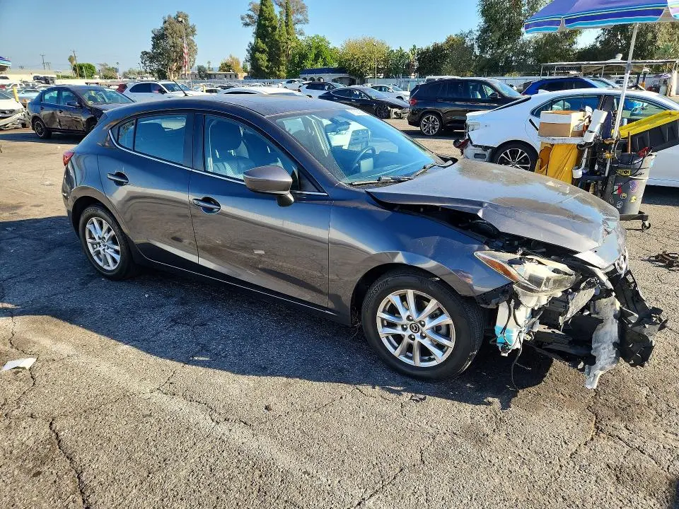 2016 MAZDA 3 TOURING  