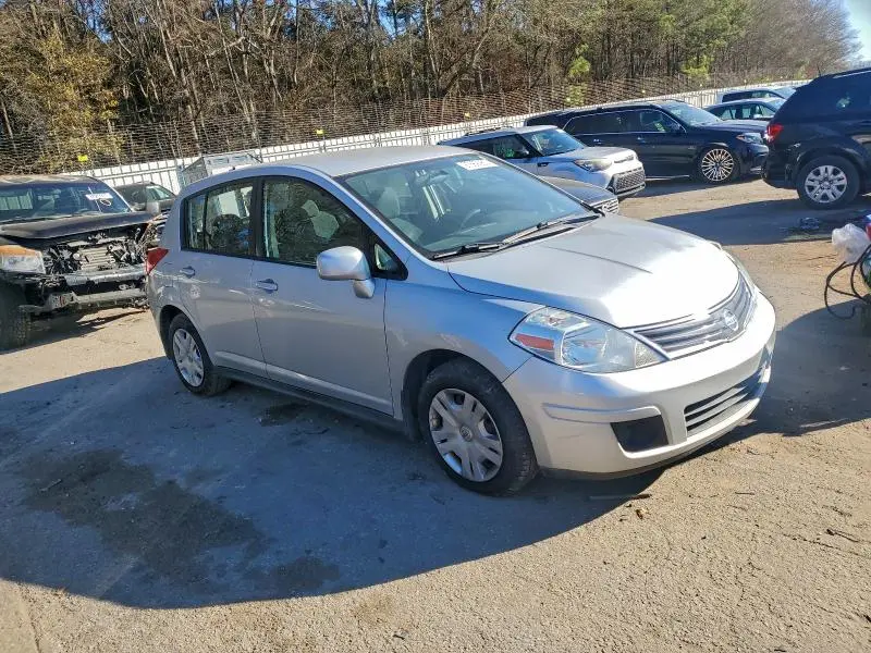 2010 NISSAN VERSA S  
