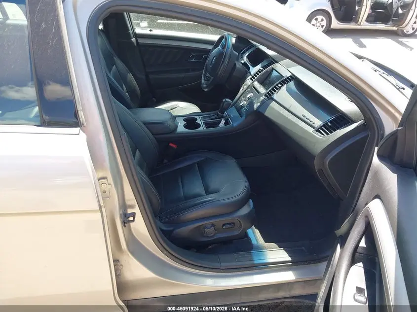 2018 FORD TAURUS SEL
