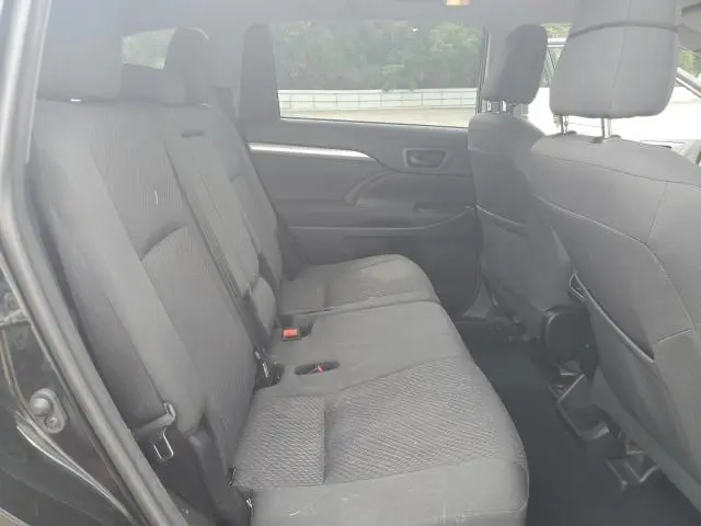2018 TOYOTA HIGHLANDER LE  