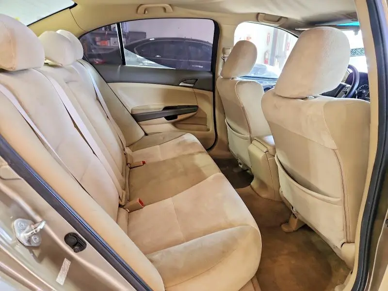 2010 HONDA ACCORD LX  