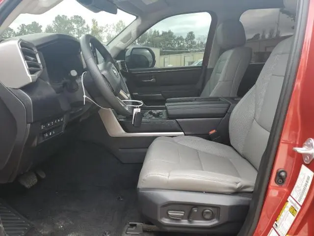 2024 TOYOTA TUNDRA CREWMAX SR  