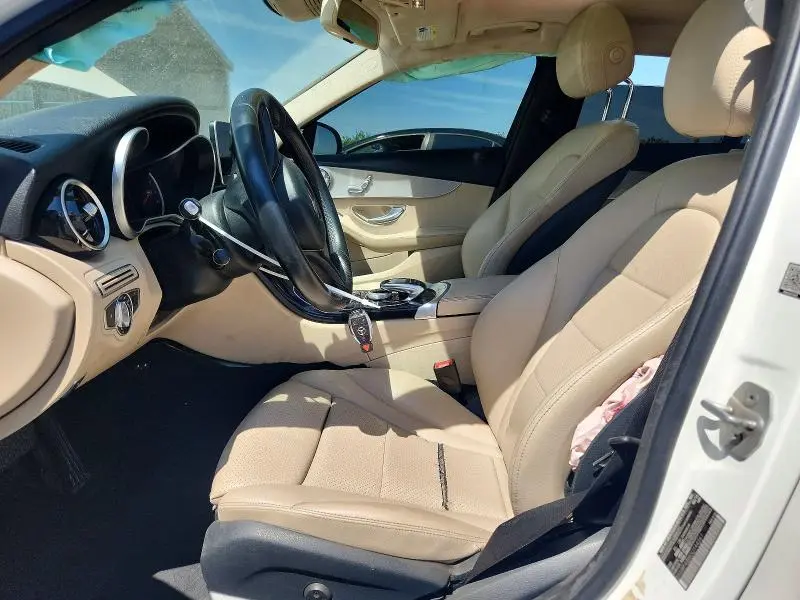 2016 MERCEDES-BENZ C 300  