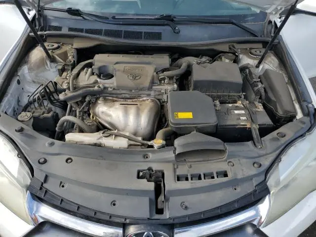 2015 TOYOTA CAMRY LE  