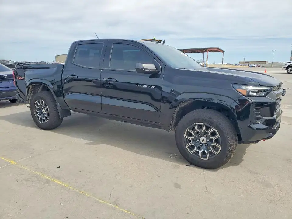2025 CHEVROLET COLORADO Z71  