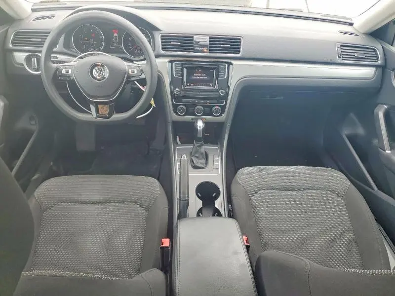 2018 VOLKSWAGEN PASSAT S  