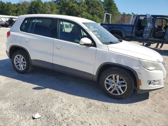 2011 VOLKSWAGEN TIGUAN S  