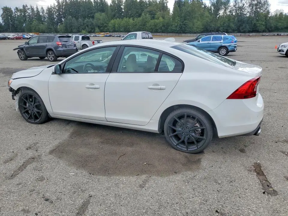 2017 VOLVO S60 DYNAMIC  