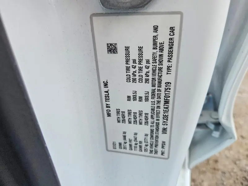 2021 TESLA MODEL 3   