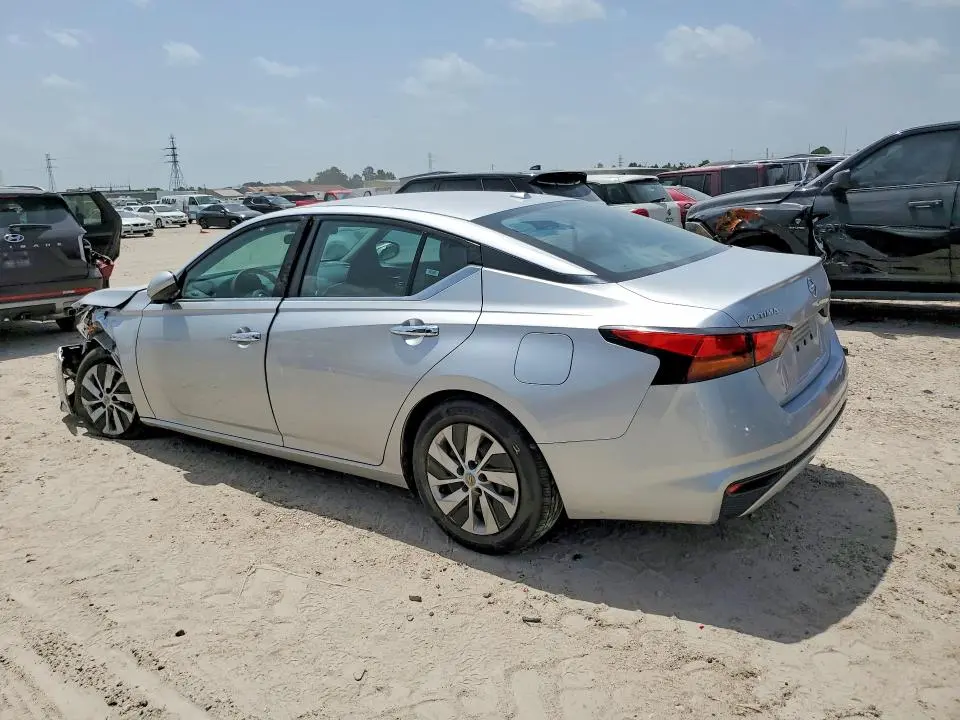 2020 NISSAN ALTIMA S  